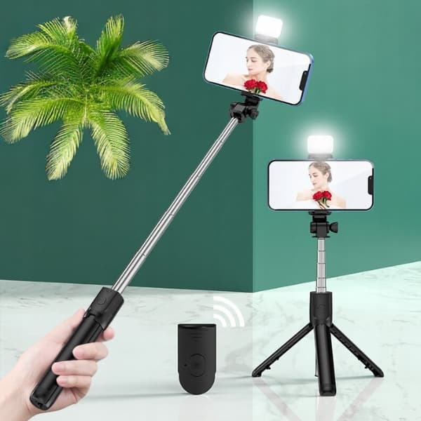 A11_tds0450_Kij do selfie z lampą