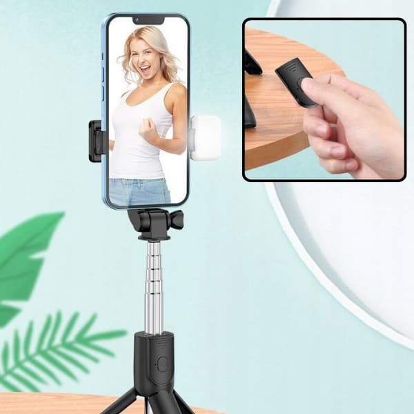 A11_tds0450_Kij do selfie z lampą